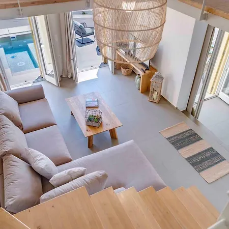 Βίλα Alba In Syros With Private Jacuzzi *